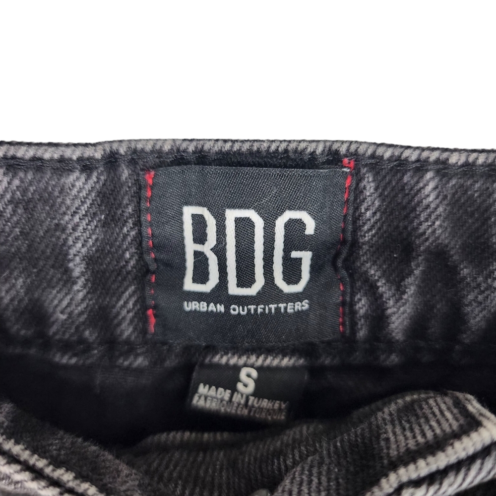 BDG Womens Small Distressed Denim Button Fly Skirt Raw Freyed Hem Black Pull On - Picture 2 of 5